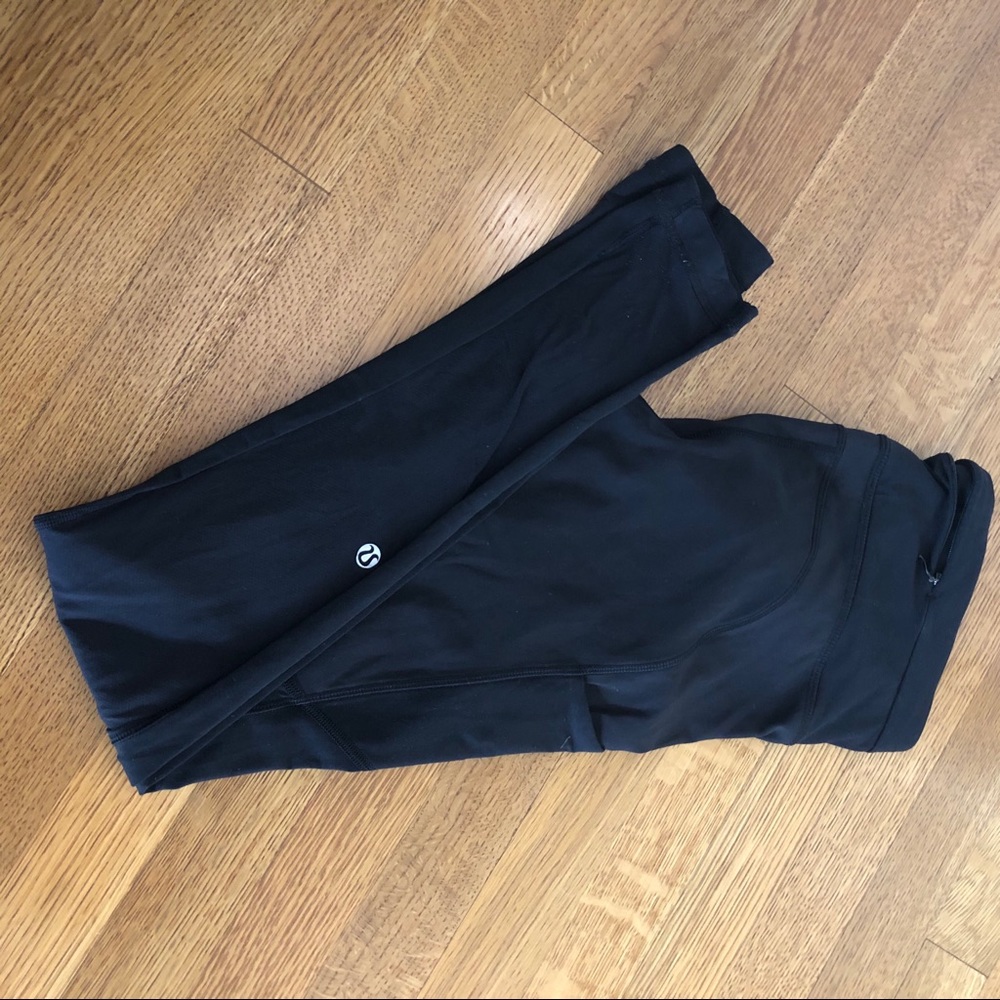 LuluLemon black yoga pants. Size 6.
